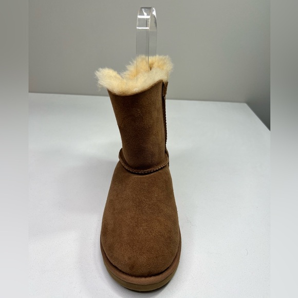 UGG Bailey Eva SINGLE Boot Leather Sheepskin Fur Suede Button Snow Right Foot 5 - Picture 6 of 13